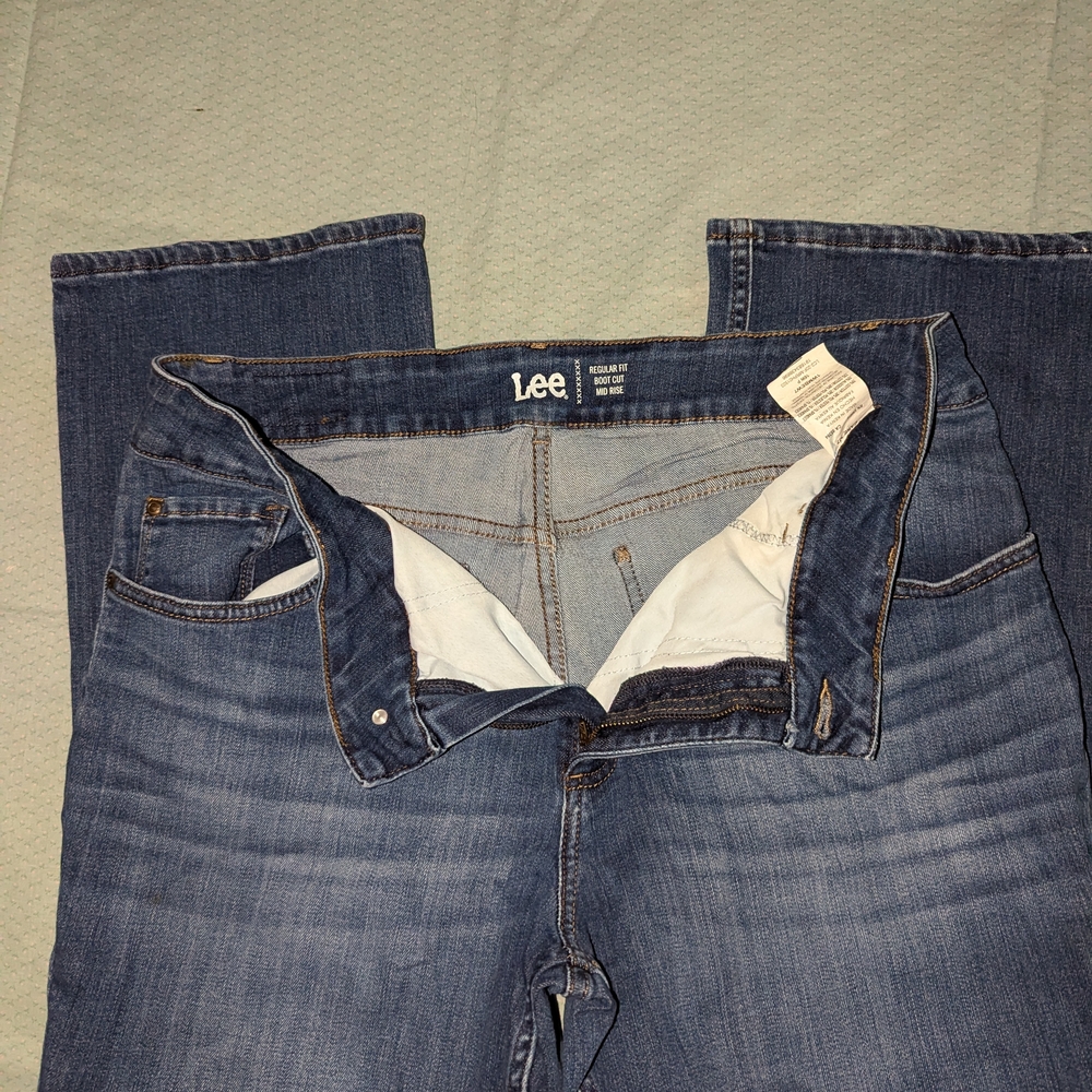 Lee Men's Classic Indigo Straight Jeans